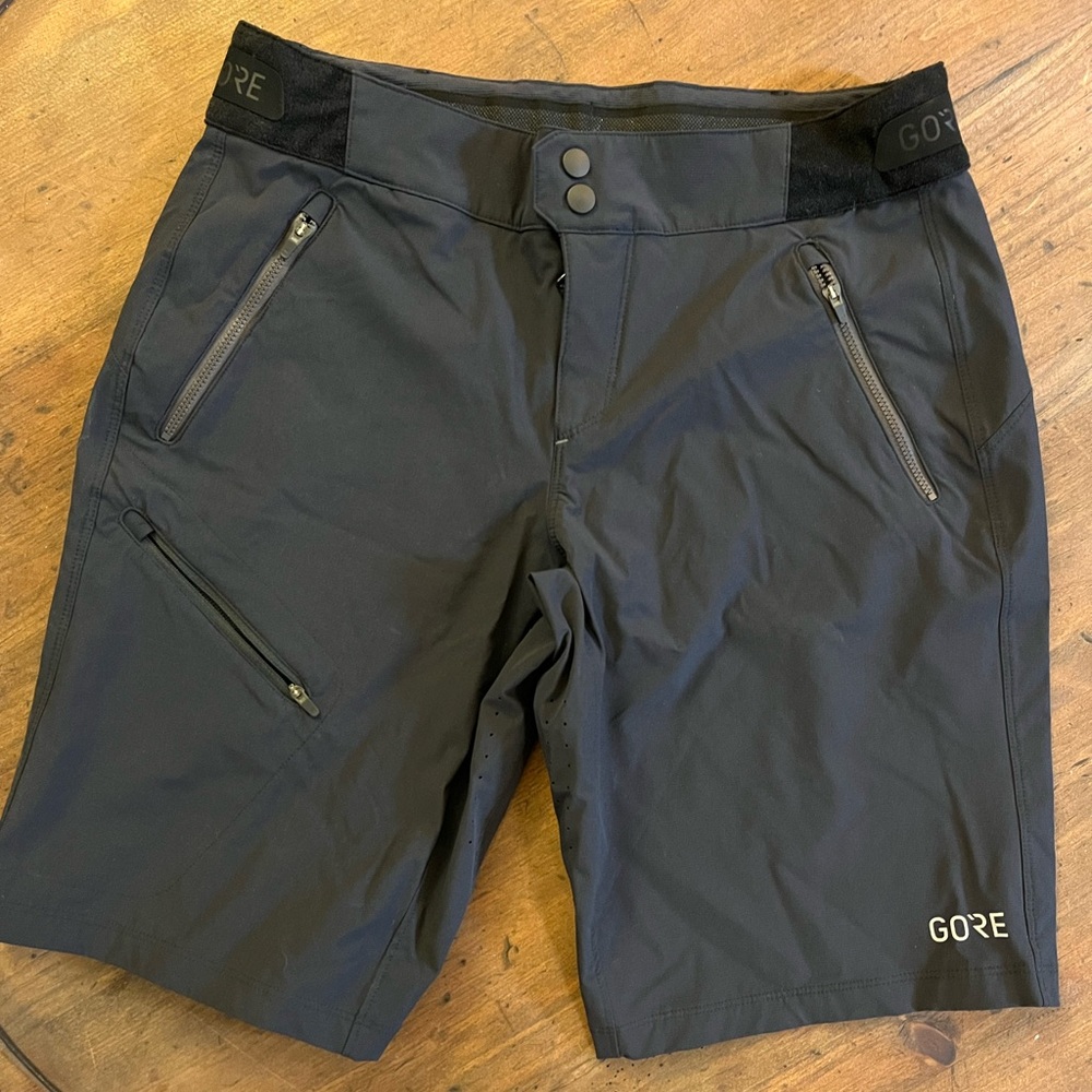 Gore Women’s C5 MTB shorts